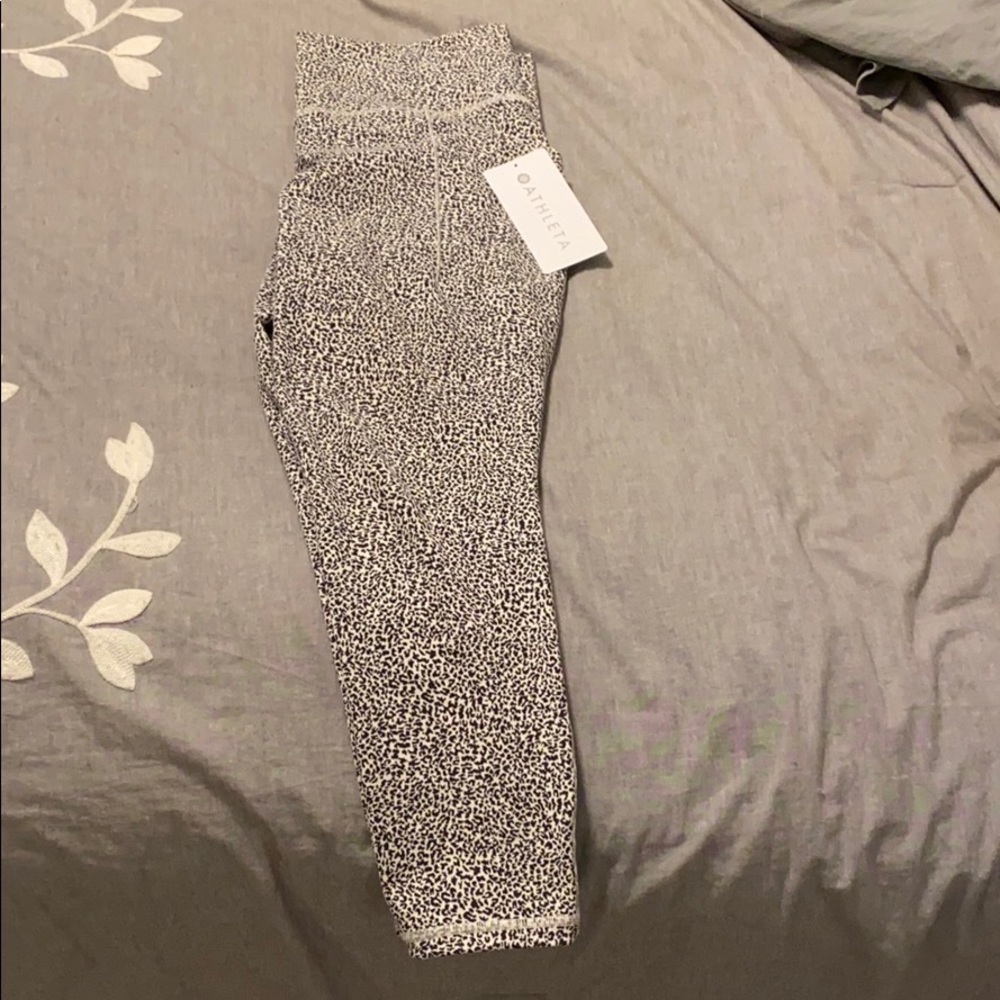 Athleta cheetah print leggings